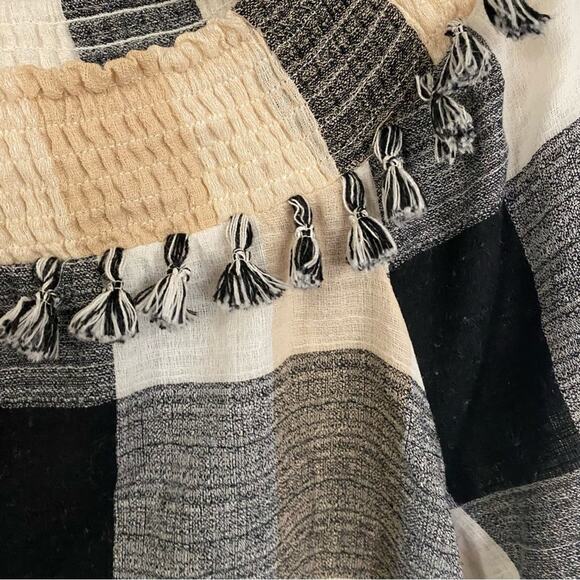 Soft surroundings small blouse - Picture 4 of 8